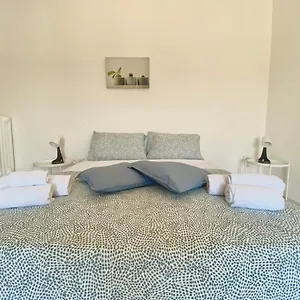  Maison d'hôtes Service -