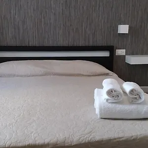 Cconforthotels R&b Gary House Pensión